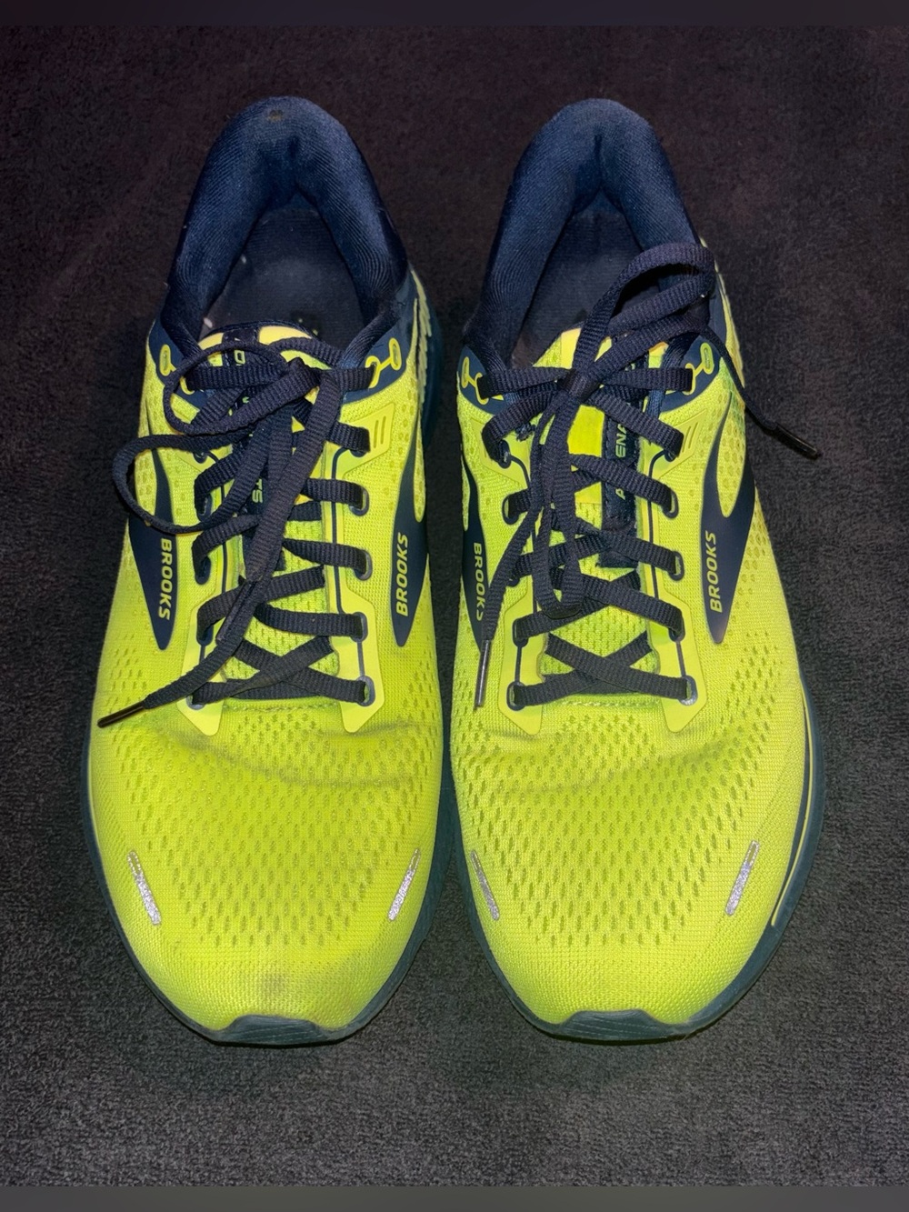 Brooks adrenaline GTS 22
